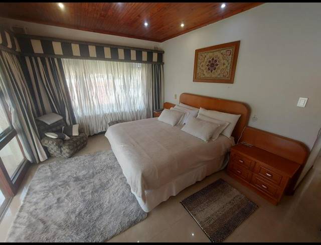 4 BEDROOM HOUSE FOR SALE IN MARBURG